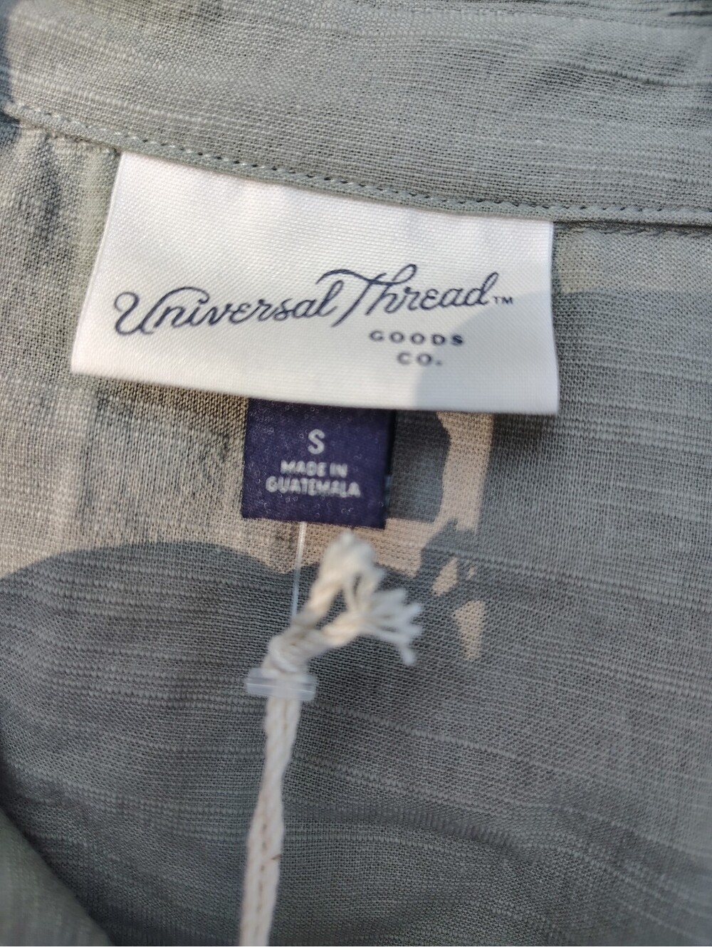 Universal Thread Top - Picture 3 of 7